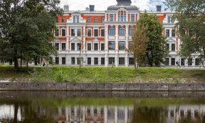 1. vieta. Fasāžu atjaunošana. Raņķa dambis 31, Rīgā. Pasūtītājs River properties. Projekts LDU, Dita Lapiņa. Būvnieks Fasāde PRO. Būvuzraudzība AMBK.
